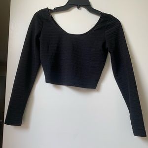 NWOT Long sleeve crop top